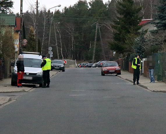 Urwa lusterko i uciek! Policja poszukuje sprawcy!