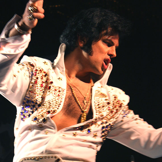 Elvis wiecznie ywy. Koncert Melvisa Bouveya w hotelu Polaris