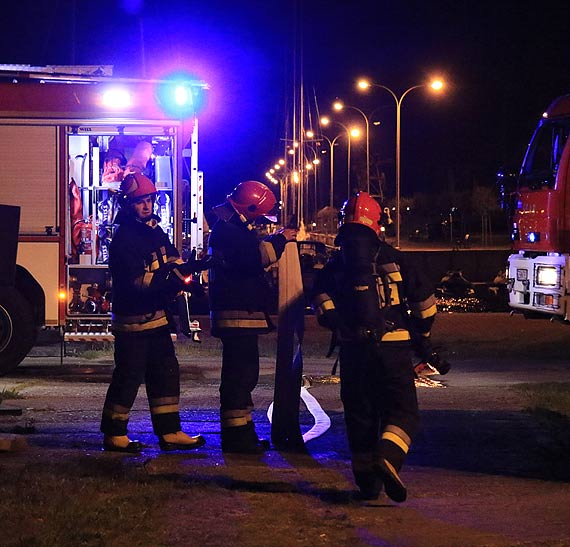 Poar na Basenie Pnocnym! Zadysponowano straakw i policjantw