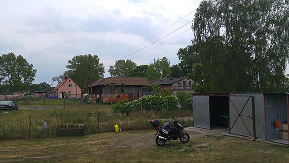 Sup z lini energetyczn grozi zawaleniem. Mieszkanka ssiedniej posesji obawia si o ycie