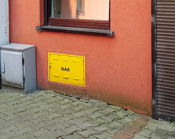 Pod oson nocy wama si do sklepu przy Wybrzeu Wadysawa IV! Policjanci s na tropie wamywacza!