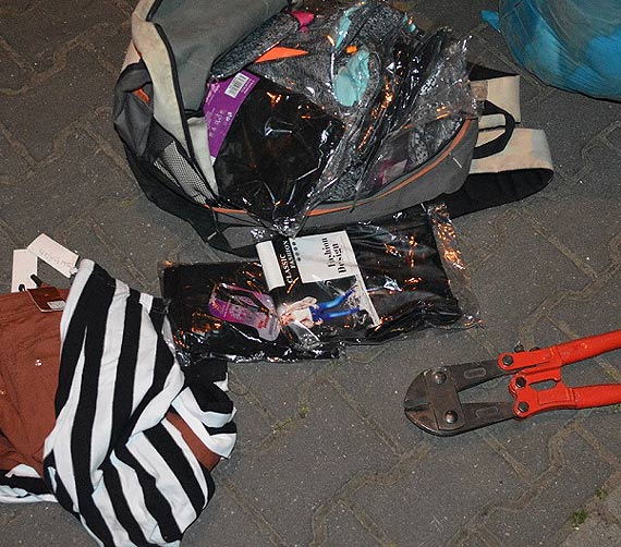 Majc 2,7 promila, 38-latek wama si do punktu handlowego i wynis towar za 3 tysice! Tumaczy, e chcia zrobi prezent onie!