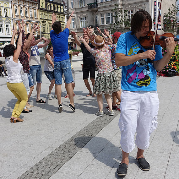 Ukraiski Flash Mob na Placu Wolnoci! Zobacz film!