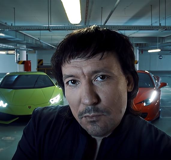 Andrzej Smolik zaj si motoryzacj! Artysta komponuje utwr z dwikw samochodw dla nowej serii TopGear!