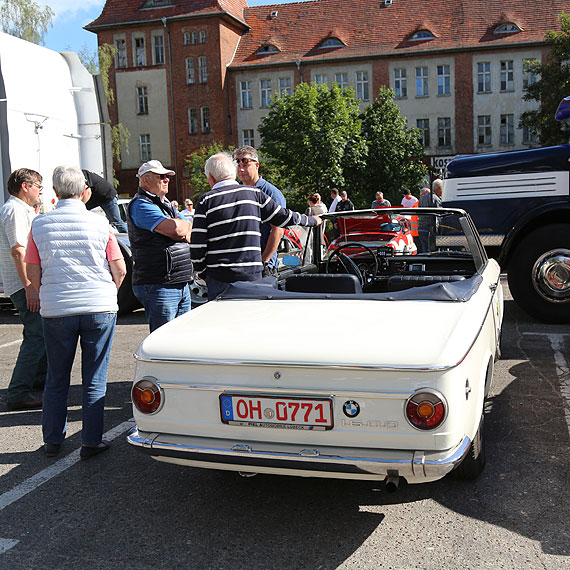 Zabytkowe auta zachwyciy pasjonatw motoryzacji! Zobacz film! 