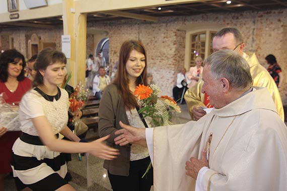 Ksidz praat Kazimierz Sasadeusz obchodzi 50 lecie posugi kapaskiej!