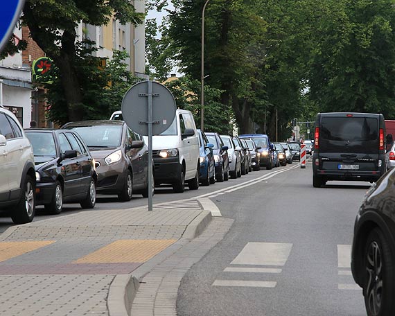 W korku na Grunwaldzkiej poczekamy nawet 15 minut! Kierowcy boj si, co bdzie w sezonie...