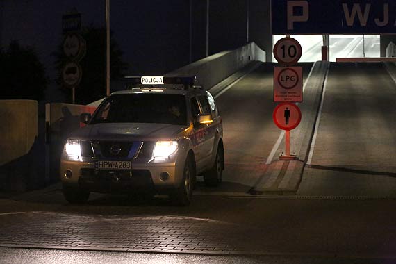 Obywatelowi Niemiec zagin samochd! Policjanci ponad 2 godziny szukali pomaraczowej astry!