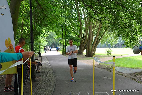 To ju 5. parkrun - uczestniczyli biegacze z wielu zaktkw Polski