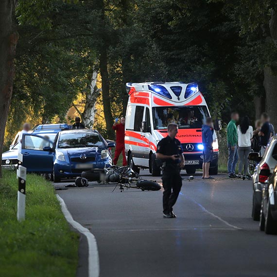 Wypadek na drodze do Garz z udziaem motocyklisty na winoujskich rejestracjach. Stan kierowcy pozostaje nieznany