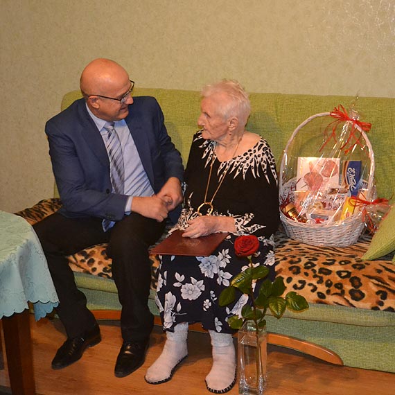 Pani Stanisawa skoczya 96 lat, yczenia skada jej burmistrz