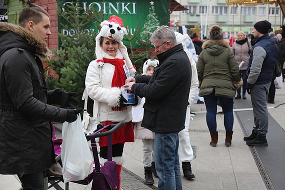 Zbirka na pomoc dla Krzysztofa Kastrau towarzyszya witecznemu jarmarkowi