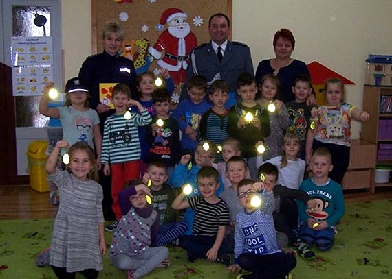 Policjanci odpowiedzieli na zaproszenie przedszkolaków