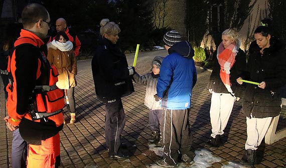 Dzie odblaskw - winoujscy policjanci wczyli si do akcji