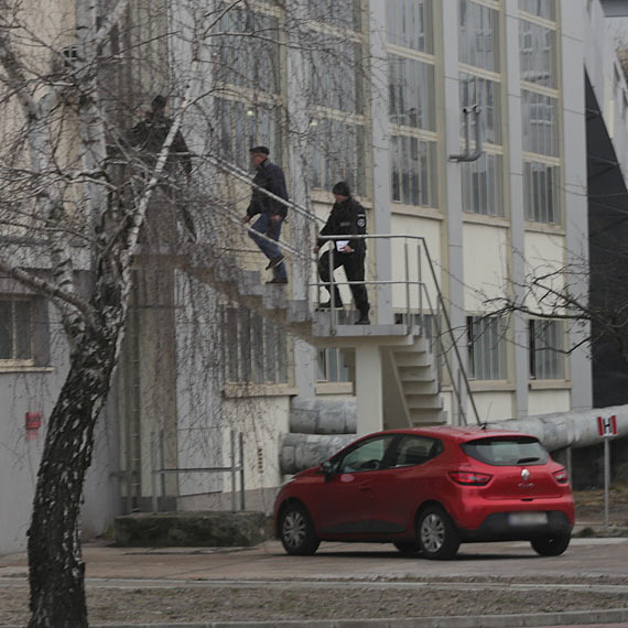 Wypadek na terenie PEC. Pracownik z powanymi obraeniami odwieziony do szpitala. Zobacz film!