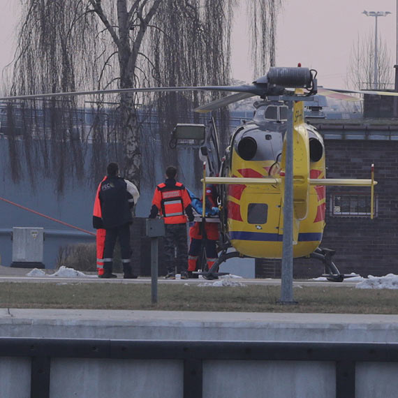 Wypadek na terenie PEC. Pracownik z powanymi obraeniami odwieziony do szpitala. Zobacz film!