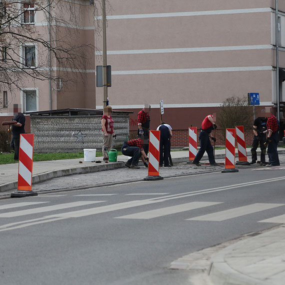 Na Kotaja drogowcy wymieniali fug na trwalsz