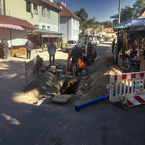 Drogowcy ponownie rozkopali ulic Kochanowskiego. Czytelnik pyta dlaczego? 