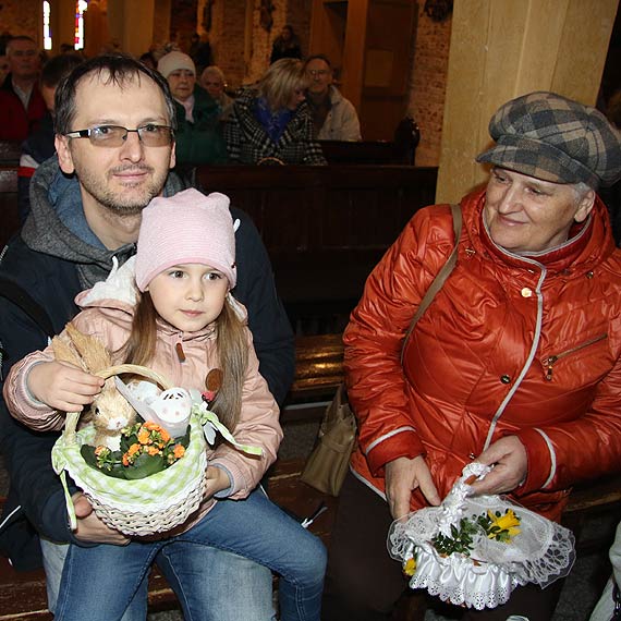 Świnoujścianie poszli z tradycyjną święconką