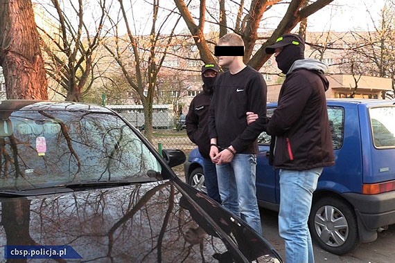 Funkcjonariusze CBP rozbili gang narkotykowy. Jeden z przemytw policjanci udaremnili w winoujciu! Zobacz film!