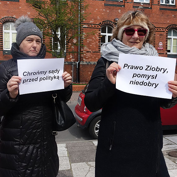 winoujcianie broni niezalenoci polskich sdw: Ziobro i Jaki do paki. Zobacz film!