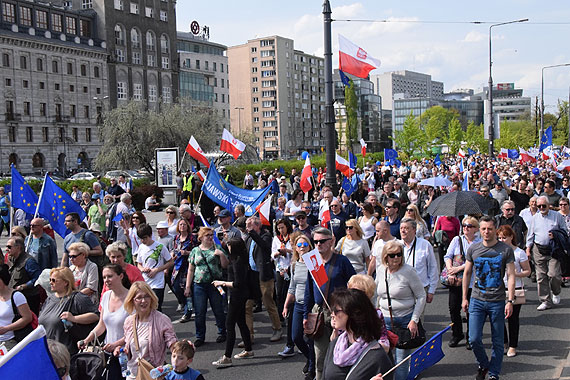 Przemaszerowali w protecie. Zobacz fotorelacj z sobotniego Marszu Wolnoci