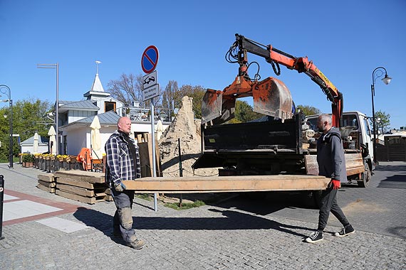 Nowa rzeba z piasku powstaje na promenadzie! Zobacz film i dowiedz si co to bdzie!