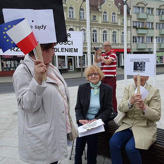 Cz mieszkacw winoujcia wspara oglnopolski kongres prawnikw polskich: Dziaania wadz prowadz do destrukcji systemu sdownictwa! Zobacz film!