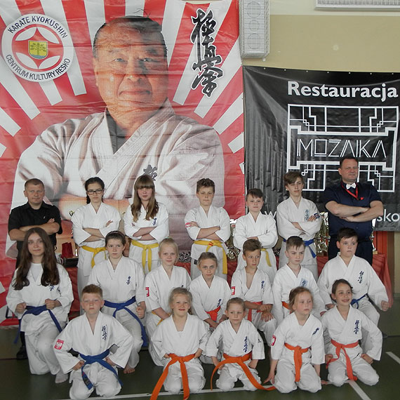 12 medali zawodnikw winoujskiej Akademii Karate Kyokushin