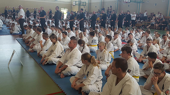 12 medali zawodnikw winoujskiej Akademii Karate Kyokushin