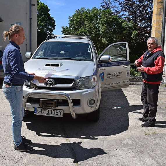 Batyk wyrzuca na brzeg martwe foki. Na ssaki natknito si te na plaach w Midzyzdrojach, Dziwnwku i ukcinie