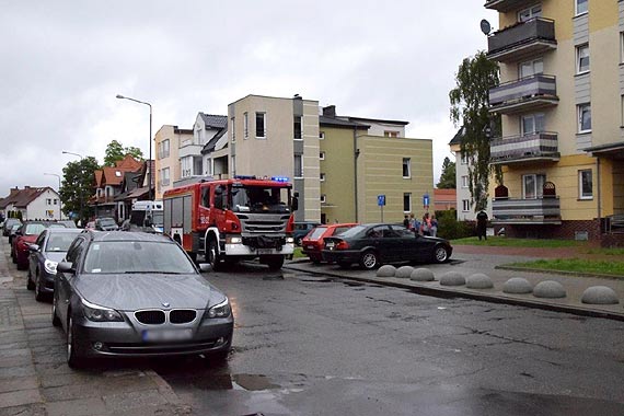 Wnuczek zamkn babci na balkonie