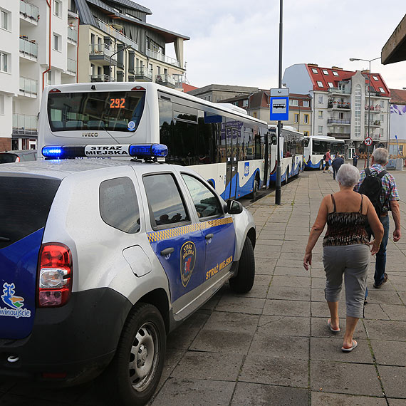 Miasto kontra niemiecki przewonik. Autobusy UBB zatrzymuj si na przystankach nielegalnie? Na miejscu interweniowaa stra miejska i policja! Zobacz film!