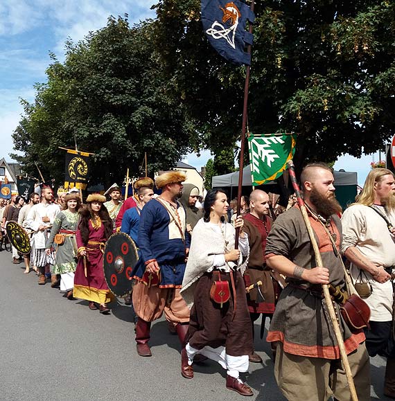 Chrznicy, wikingowie i inni wojowie opanowali Wolin! Od pitku trwa Festiwal Wikingw!