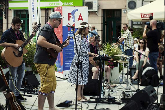 Muzycznie tusty czwartek na FAMIE