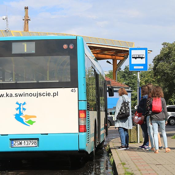 Czytelnik: Bezduszny kierowca autobusu nie chcia pomc starszej Pani. Kobieta rozpakaa si na moich oczach!