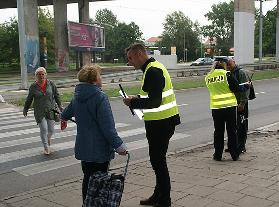  Spjrz raz w lewo potem w prawo i na przejcie wkraczaj wawo