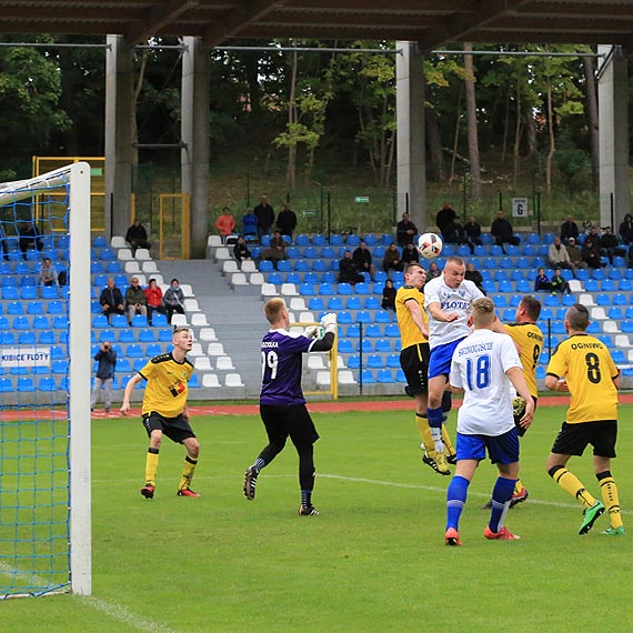 Wygrana 4-1, ale z wielkim mozoem. Flota - Ogniwo Babinek 4-1 (0-1) 