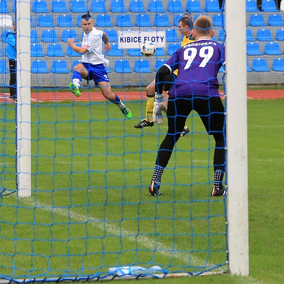 Wygrana 4-1, ale z wielkim mozoem. Flota - Ogniwo Babinek 4-1 (0-1) 