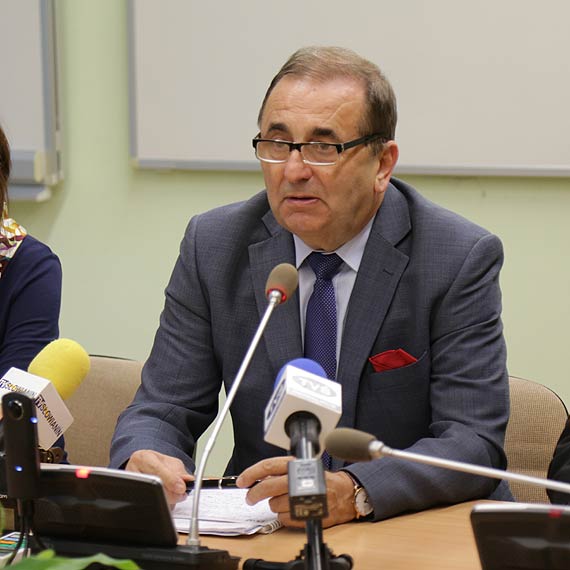 Prezydent murkiewicz o przeadunku siarki w porcie: Na tym etapie nie ma moliwoci powstrzymania tych dziaa