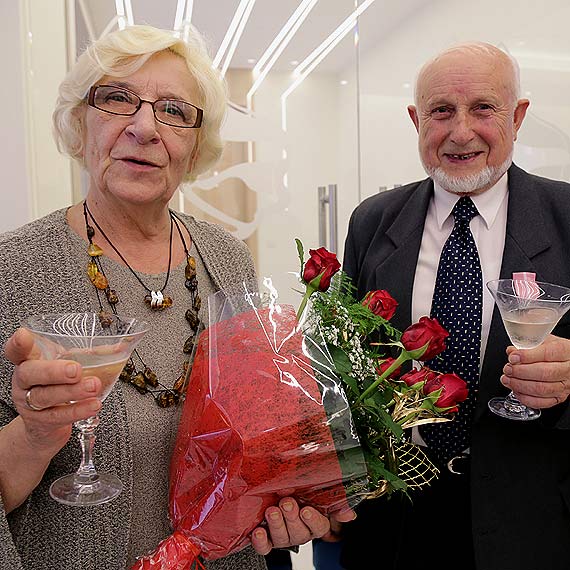 Co najmniej stu lat w zdrowiu i szczciu. 6 par obchodzio jubileusz poycia maeskiego    