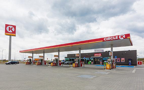 Circle K: ponad poowa polskich kierowcw nie moe odpali auta w zimie (badanie)