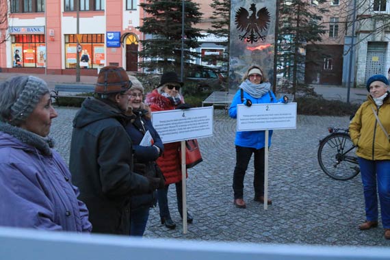 Ruch Obywatelski „Szary czowiek” kontynuuje protest w winoujciu