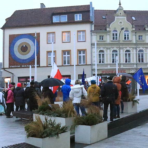 Preludium do akcji czarnego pitku w winoujciu nie wypado okazale dzi w Warszawie ma by  moc!