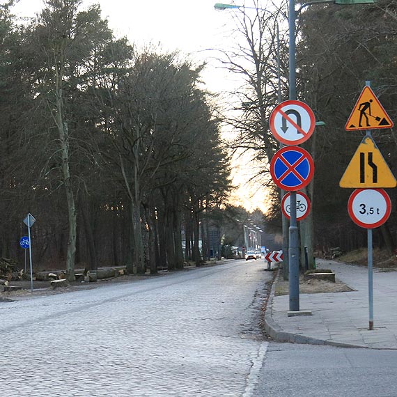 Sprawa zamknicia dla autokarw przejazdu na trasie winoujcie - Ahlbeck. Cierpi na tym turyci oraz miejscowe firmy 