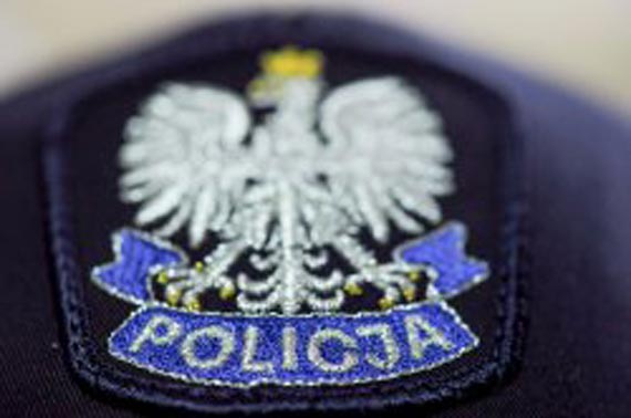 Odpowie przed sdem za zniewaenie i naruszenie nietykalnoci policjantw