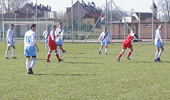 Juniorzy Modsi FLOTA winoujcie – Korona Stuchowo 2-1 (1-1) 