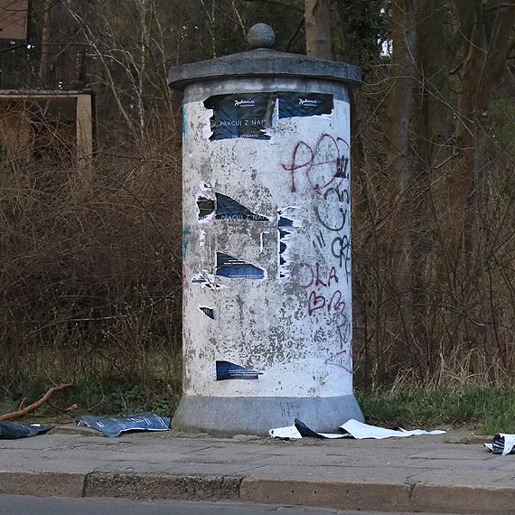 Szukajc miejsca na ogoszenie kto zerwa plakaty Radissona