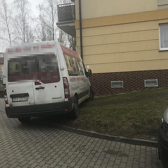 Czytelnicy widz i opisuj - kolejny mistrz parkowania w obiektywie