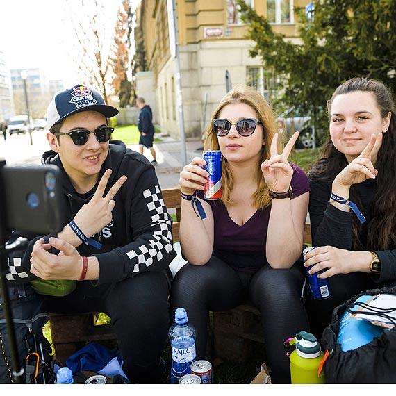 Studenci udowodniaj, e da si podrowa po Europie bez gotwki i kart